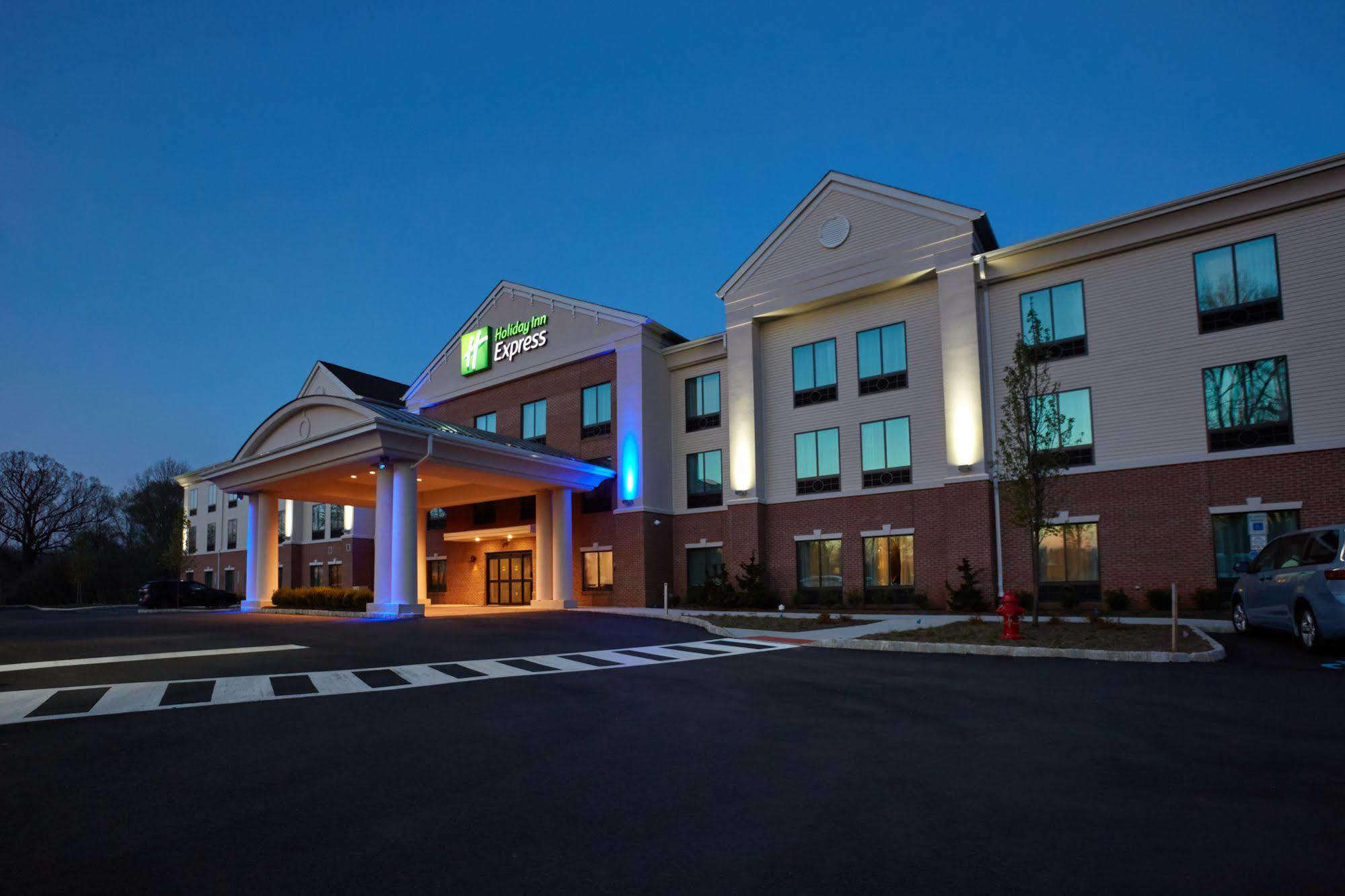 Holiday Inn Express Bordentown - Trenton South By Ihg Eksteriør billede